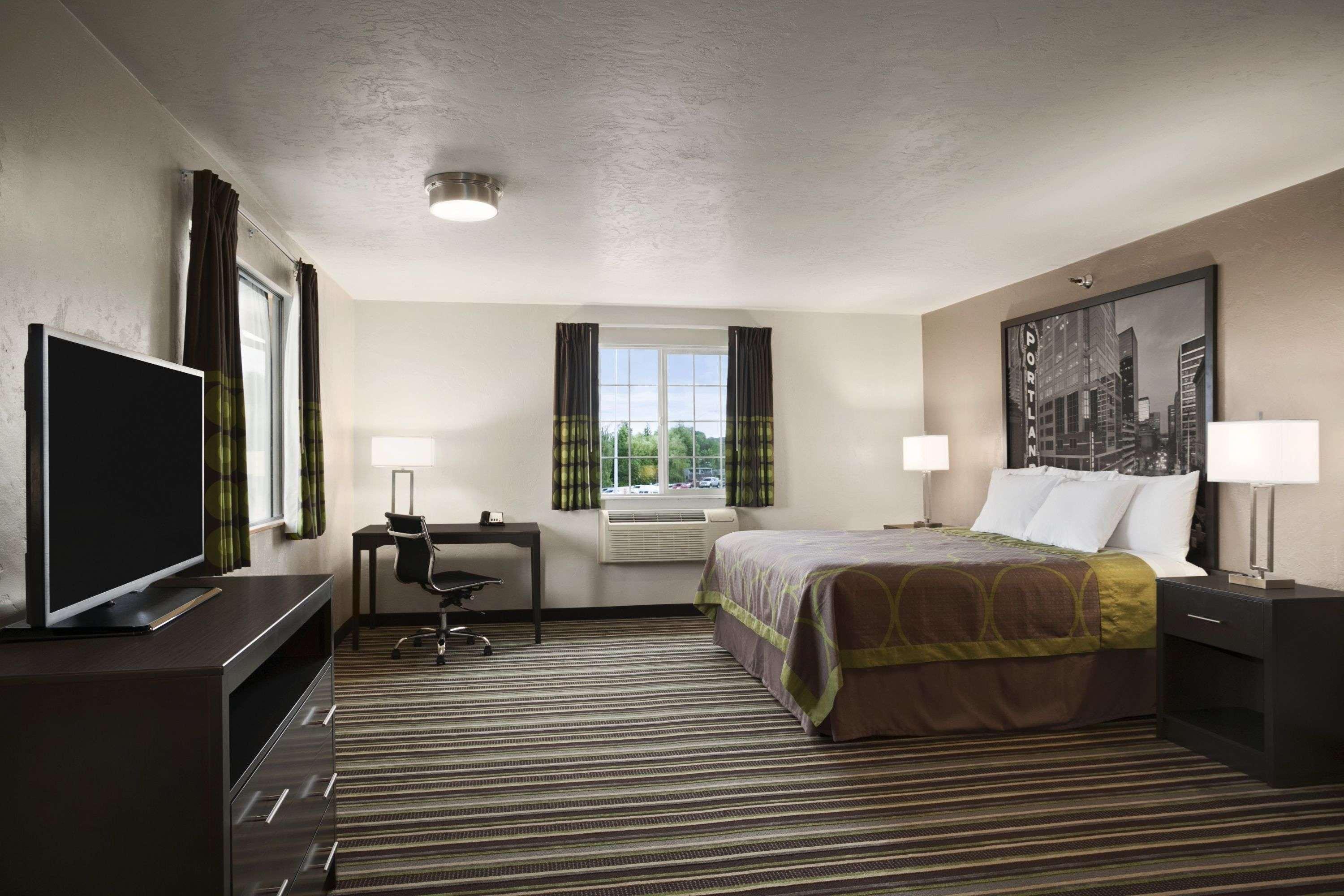 Hotel Super 8 By Wyndham Portland Airport Extérieur photo
